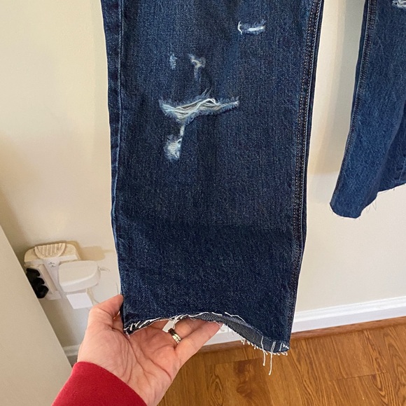 NWT Old Navy Slouchy Straight Relaxed Distressed High Rise Cropped Jeans - Picture 4 of 10